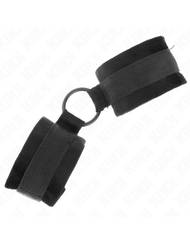 KINK - BEGINNER FUR HAND CUFFS 25 CM WITH O-RING 4 CM BLACK ADJUSTABLE 15-25 CM