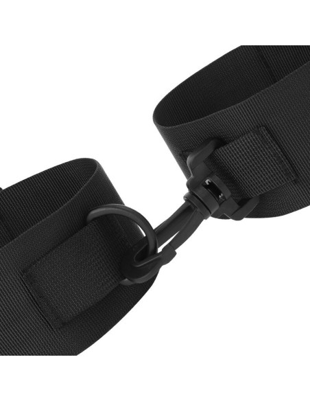 DARKNESS - NYLON HANDCUFFS FOR BEGINNERS